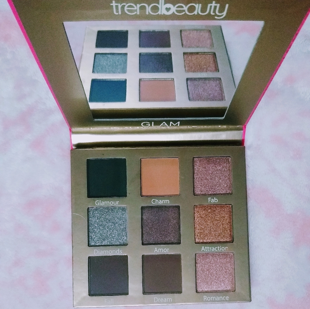 Boss Babe eyeshadows